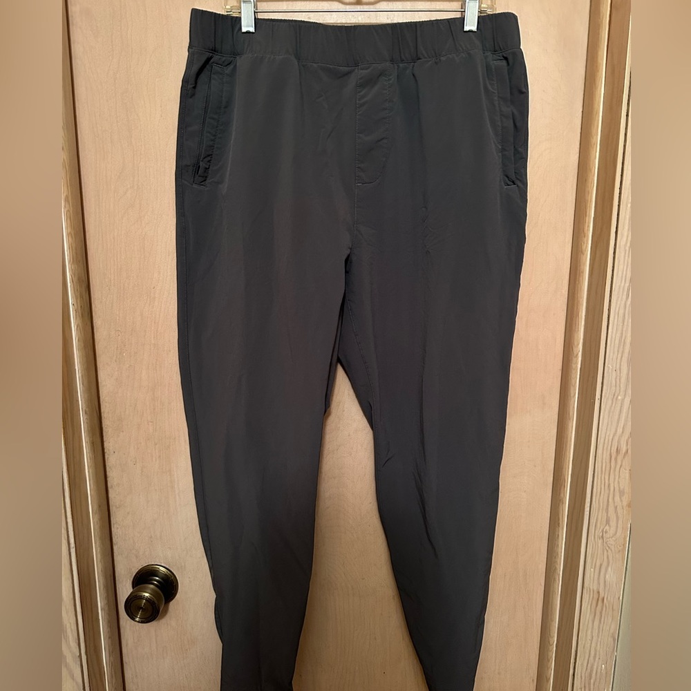 🍁3 for $15🍁 32° Cool Joggers